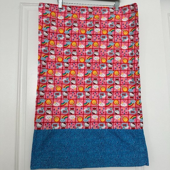 Hello Kitty Pillow Case - Picture 3 of 3
